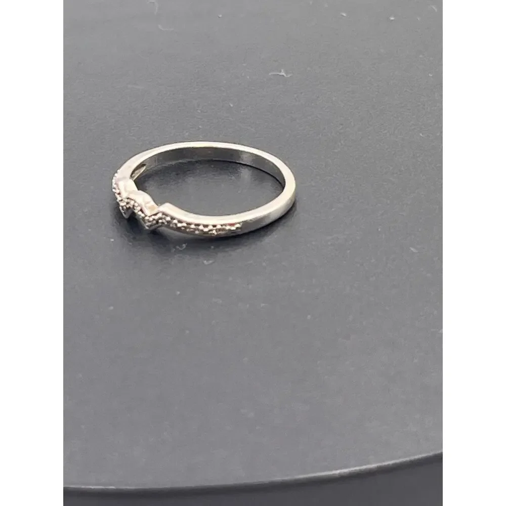 HK Sterling Silver 925 Wave Chip‎ Diamond Band Ring Size 7.5